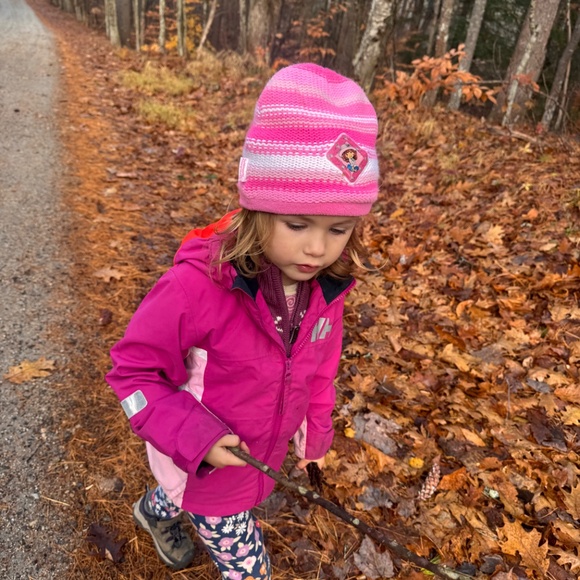 Gorgeous helly hansen jacket size 4T - Picture 2 of 5